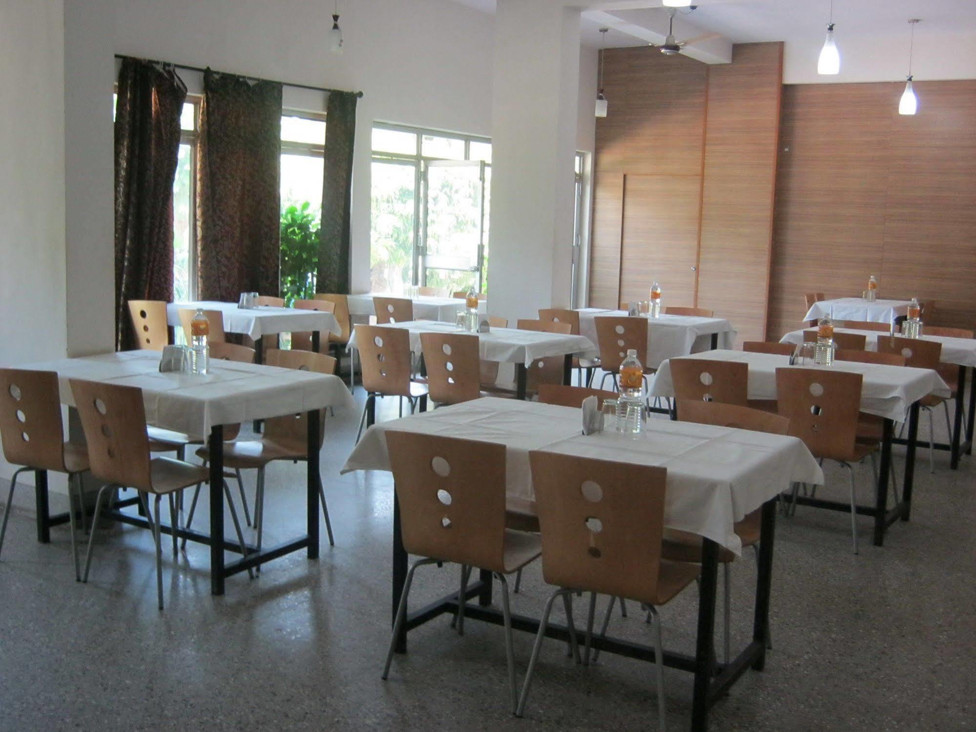 Kstdc Hotel Mayura Kauvery Krs Hosa Kannambadi Exterior photo